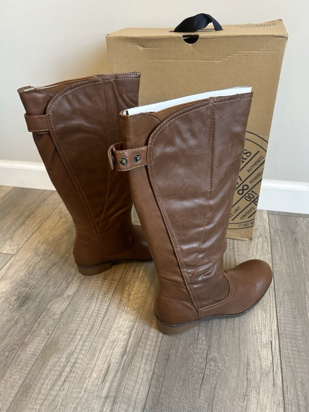 American Eagle Women’s Knee High Boots Brown Riding Size 7 New w Box Y2K Classic - Picture 8 of 12